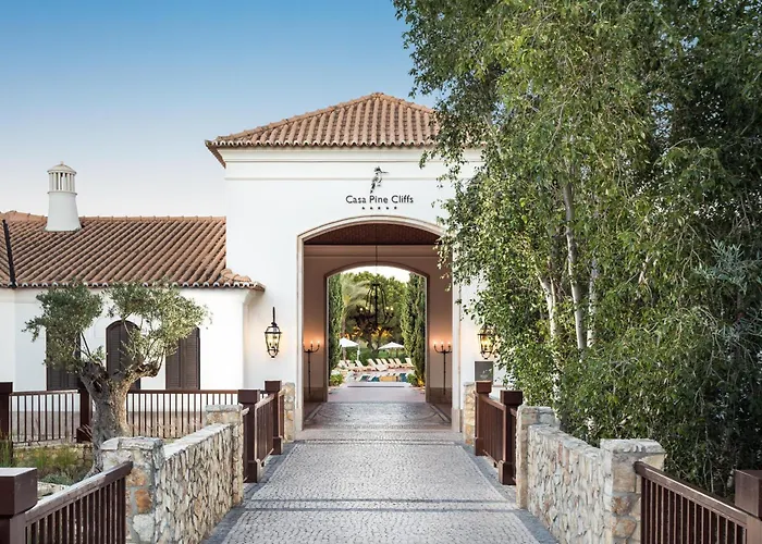 Romantic hotel: Pine Cliffs Residence, A Luxury Collection Resort, Algarve