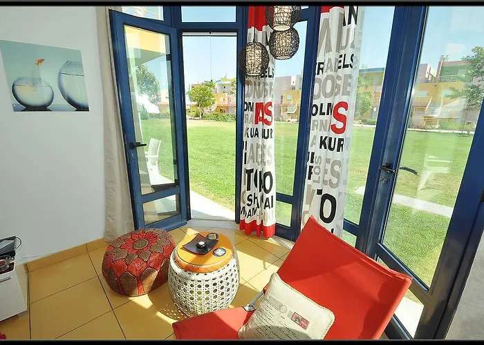 Orada Apartamentos Turísticos - Marina De