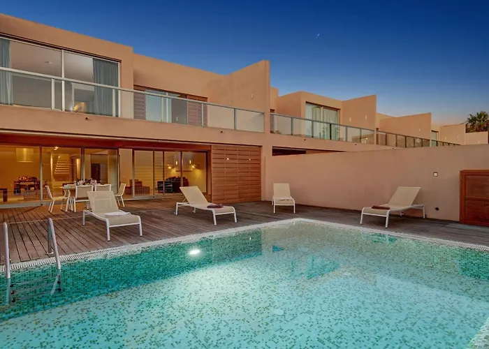 Casa de férias: Salgados Beach Villas